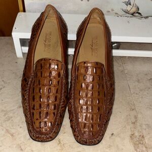 Brass Boot Cognac Croc-Embossed Leather Slip-On Loafers